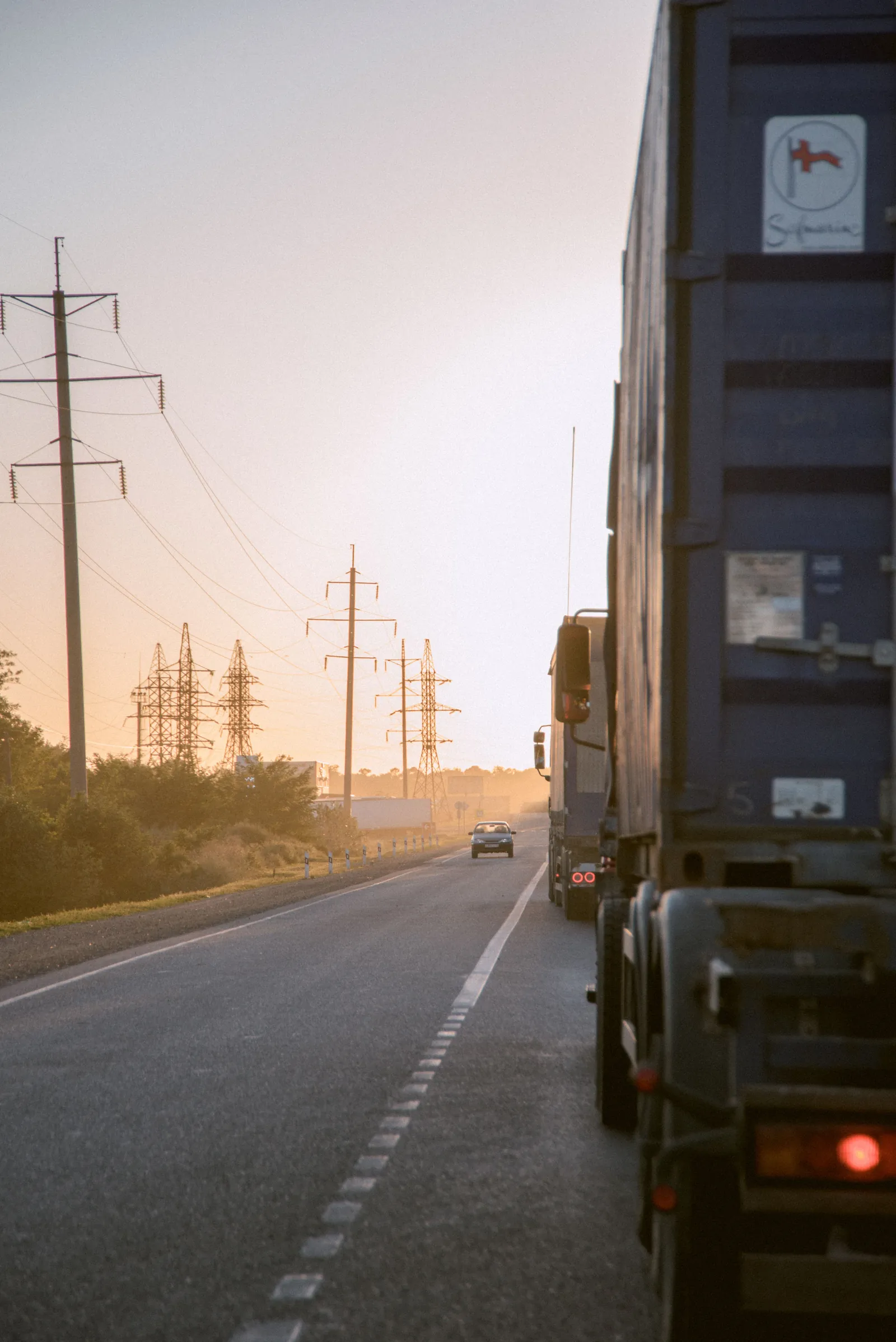 Camiones de transporte en carretera
